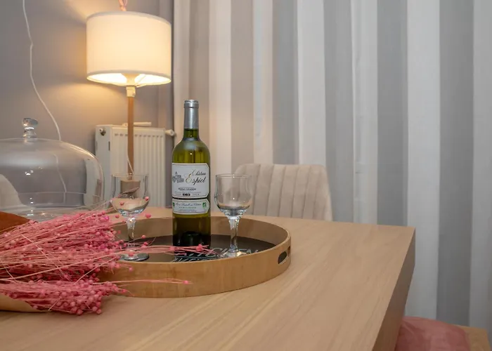 Filopappou Lemons Twins Luxurious Apartment Near To Acropolis