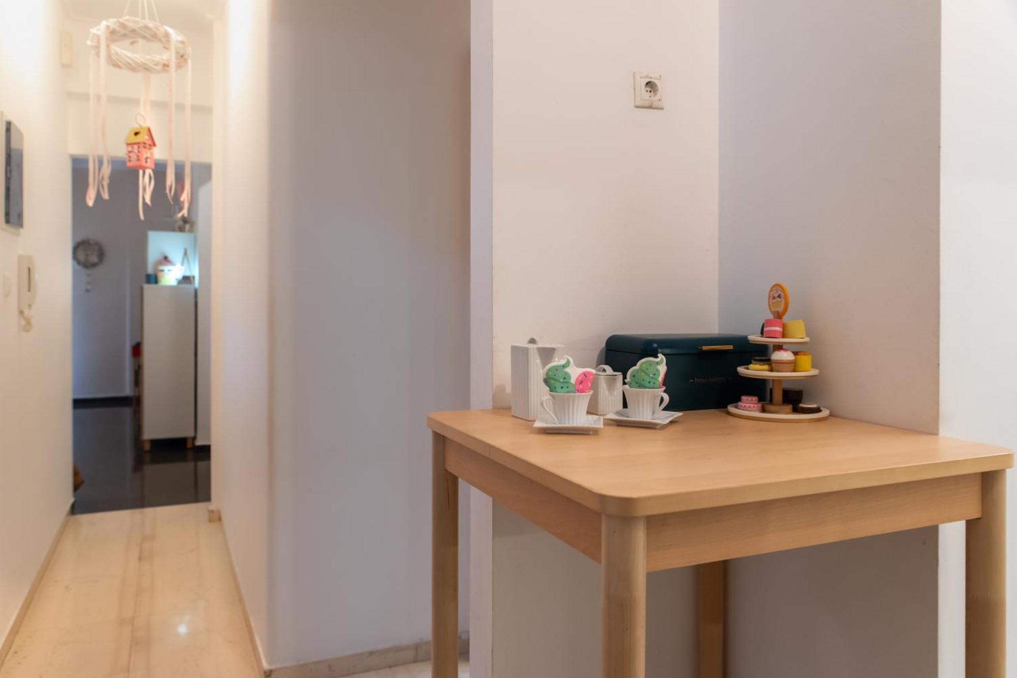 Filopappou Lemons Twins Luxurious Near To Acropolis Athen